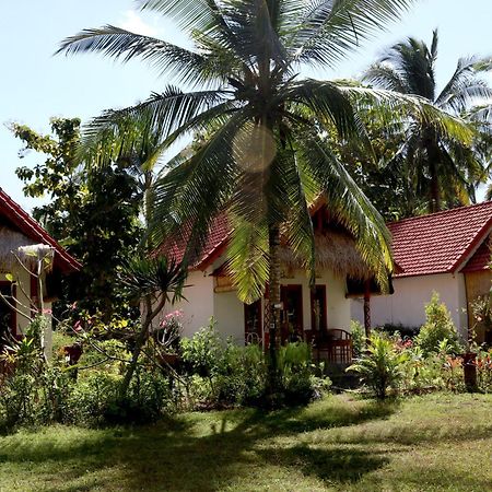 Dangin Kubu Bungalow Sakti Esterno foto